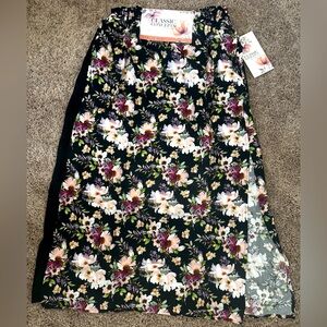 Set of 2 - Floral Black ankle Skirts